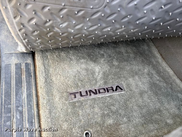 image for item DV4360 2008 Toyota Tundra Ext. Cab pickup truck