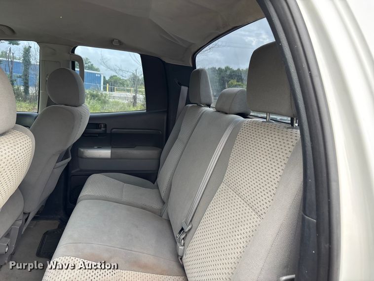 image for item DV4360 2008 Toyota Tundra Ext. Cab pickup truck