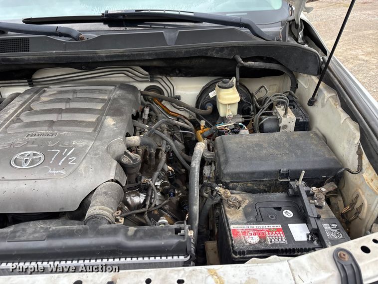 image for item DV4360 2008 Toyota Tundra Ext. Cab pickup truck