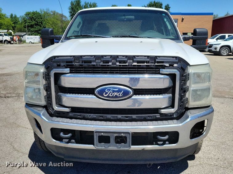 image for item DZ7123 2011 Ford F250 Crew Cab pickup truck