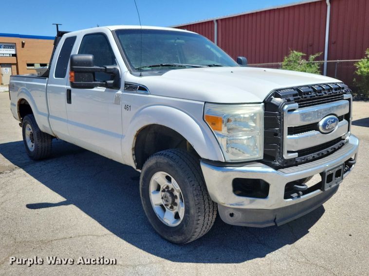 image for item DZ7123 2011 Ford F250 Crew Cab pickup truck