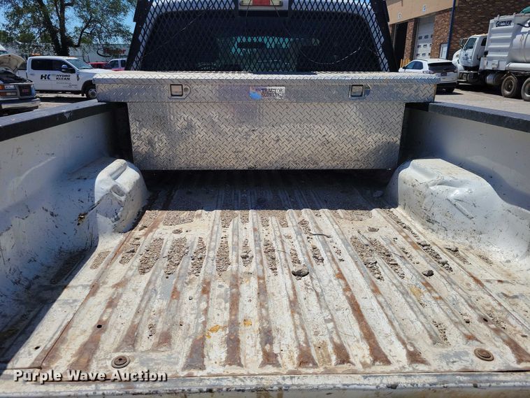 image for item DZ7123 2011 Ford F250 Crew Cab pickup truck