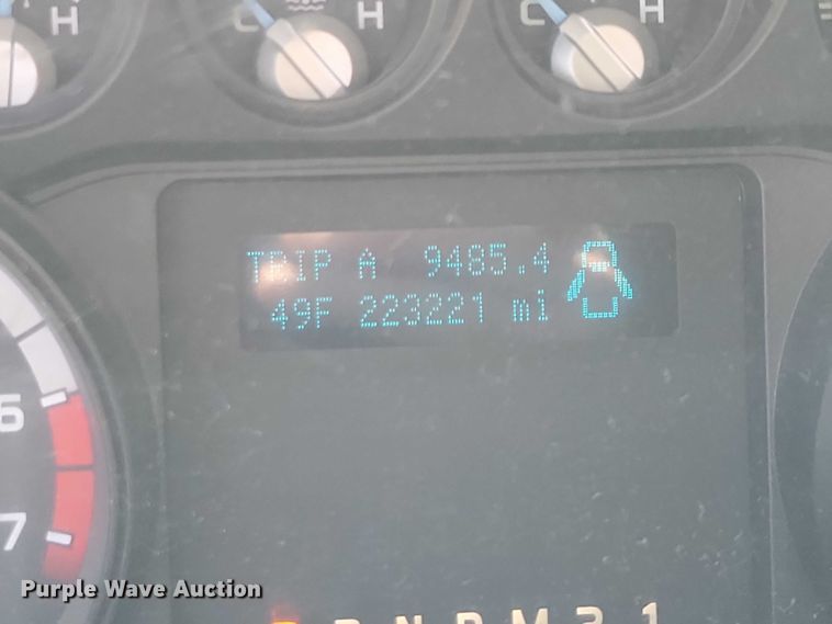image for item DZ7123 2011 Ford F250 Crew Cab pickup truck