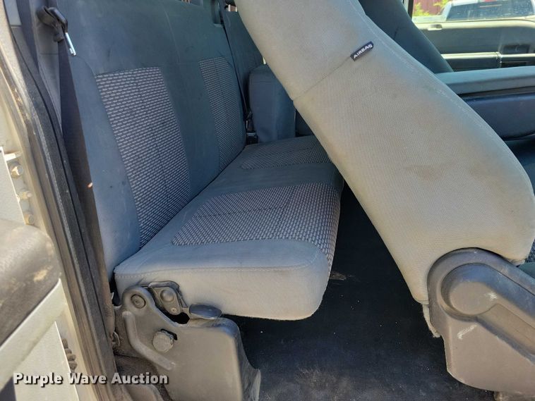image for item DZ7123 2011 Ford F250 Crew Cab pickup truck
