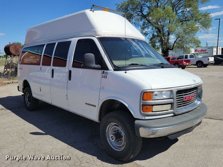 image for item DZ7124 2001 GMC Savana 3500 sewer camera van