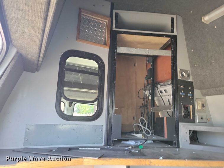 image for item DZ7124 2001 GMC Savana 3500 sewer camera van