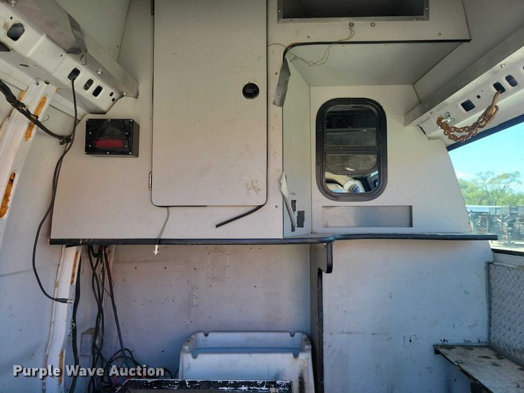 image for item DZ7124 2001 GMC Savana 3500 sewer camera van