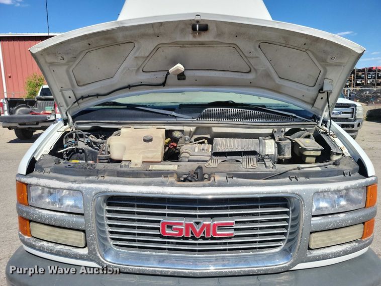 image for item DZ7124 2001 GMC Savana 3500 sewer camera van