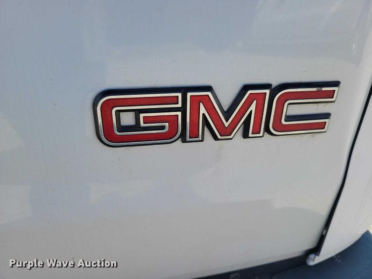 image for item DZ7124 2001 GMC Savana 3500 sewer camera van