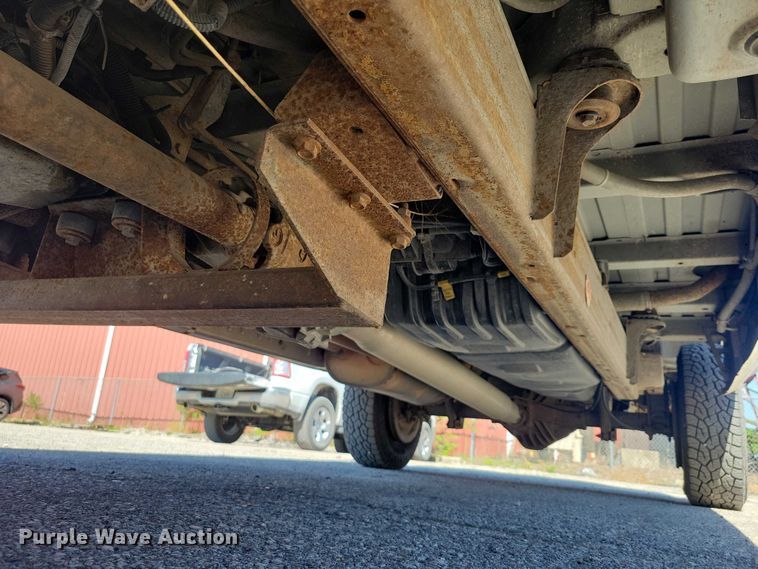 image for item DZ7124 2001 GMC Savana 3500 sewer camera van