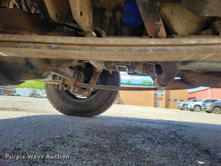 image for item DZ7124 2001 GMC Savana 3500 sewer camera van