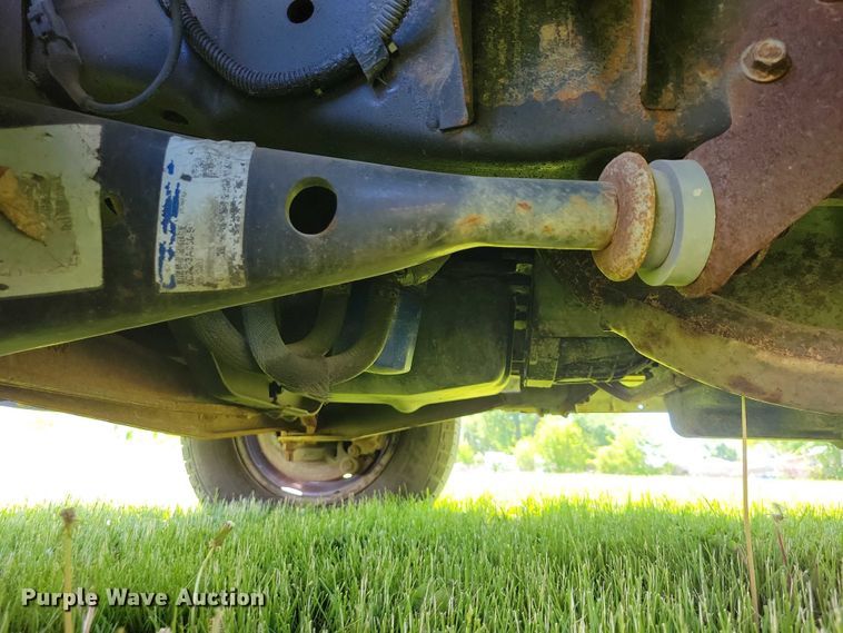 image for item DZ7132 2006 Ford E450 box truck