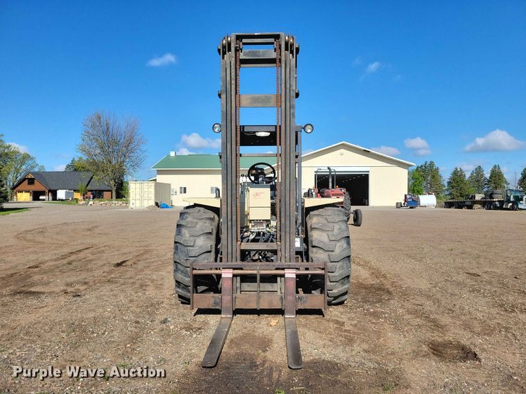 image for item DZ7149 1992 Ingersoll Rand  RT-706J forklift