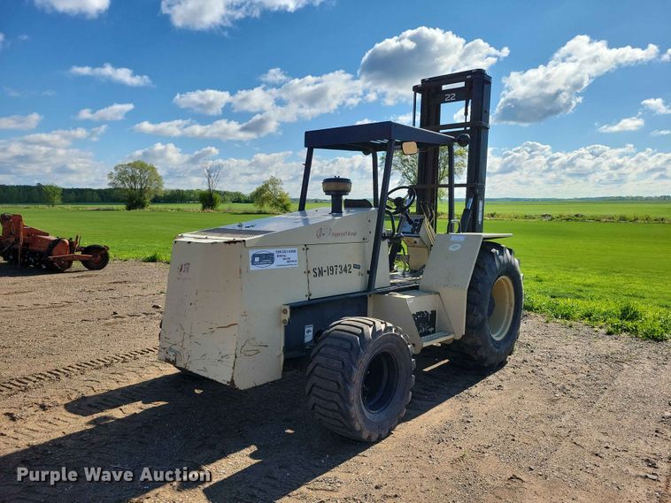 image for item DZ7149 1992 Ingersoll Rand  RT-706J forklift