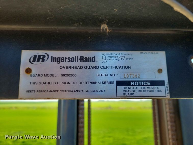 image for item DZ7149 1992 Ingersoll Rand  RT-706J forklift