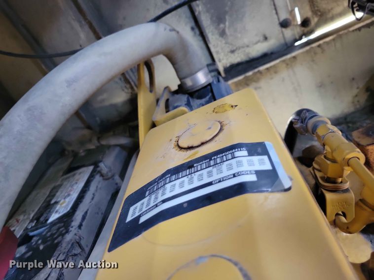 image for item DZ7149 1992 Ingersoll Rand  RT-706J forklift