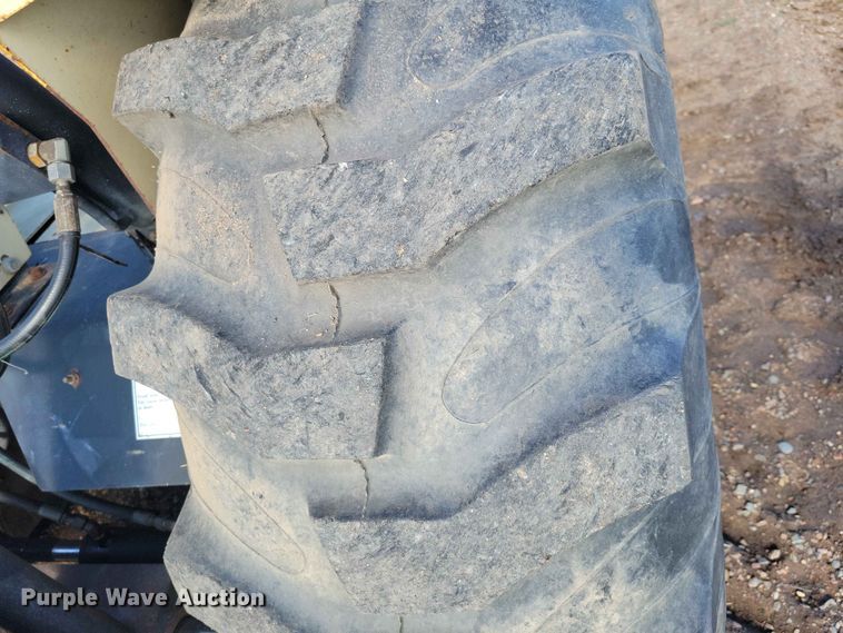 image for item DZ7149 1992 Ingersoll Rand  RT-706J forklift