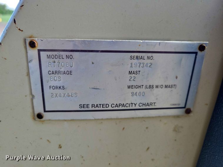 image for item DZ7149 1992 Ingersoll Rand  RT-706J forklift