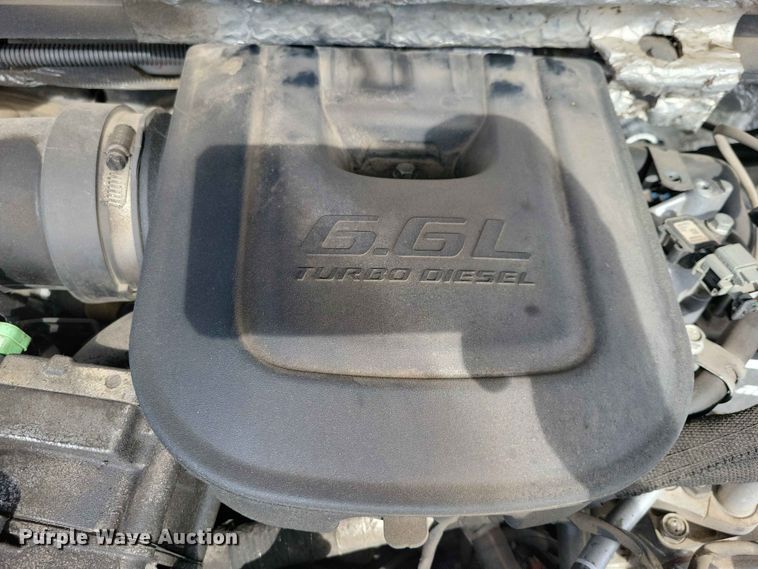 image for item DZ7160 2016 GMC Sierra Denali Crew Cab pickup truck