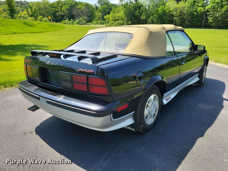 image for item DZ7206 1988 Chevrolet Cavalier Z24 convertible