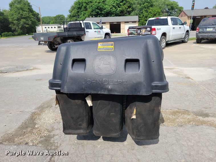 image for item DZ7221 John Deere  X485 lawn mower