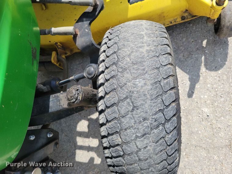 image for item DZ7221 John Deere  X485 lawn mower