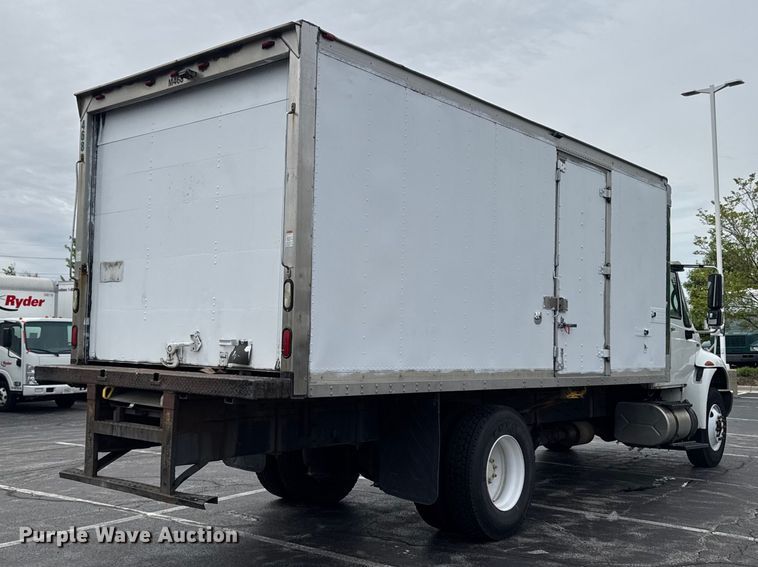 image for item EA2334 2009 International DuraStar 4300 box truck