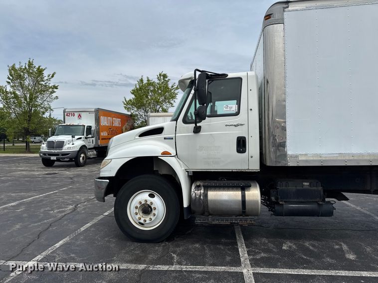image for item EA2334 2009 International DuraStar 4300 box truck