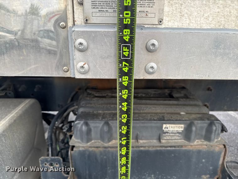 image for item EA2334 2009 International DuraStar 4300 box truck