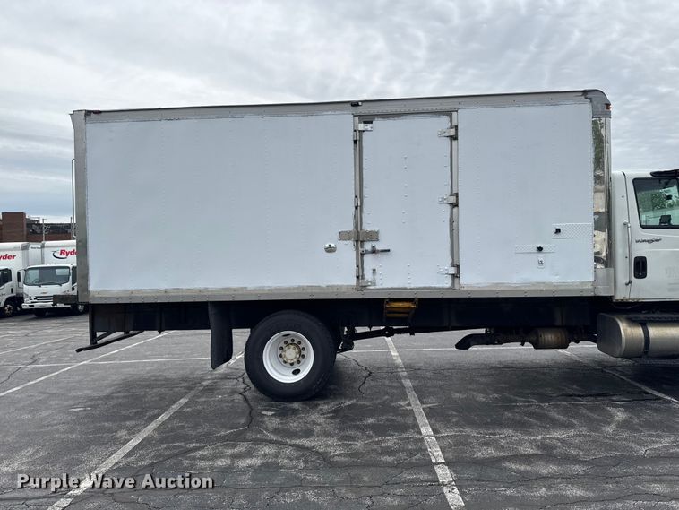 image for item EA2334 2009 International DuraStar 4300 box truck