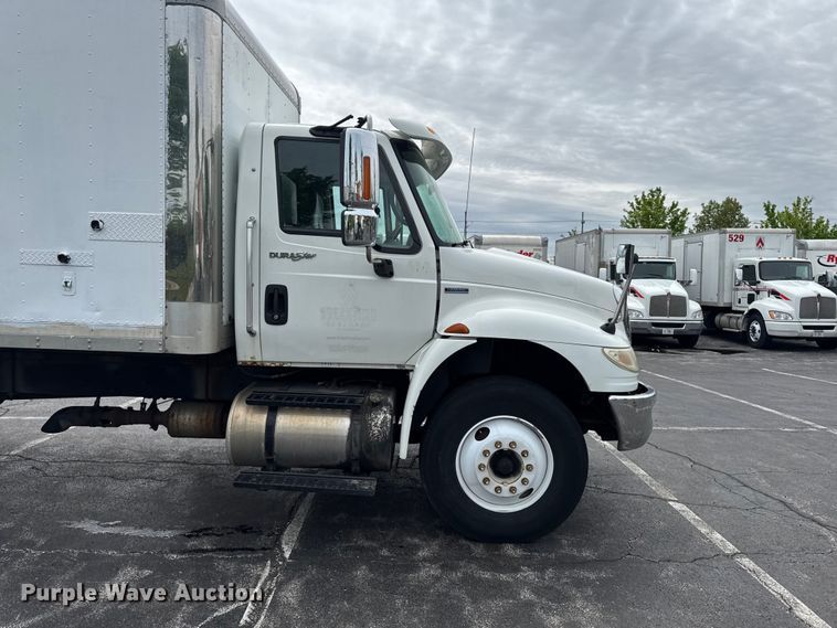 image for item EA2334 2009 International DuraStar 4300 box truck