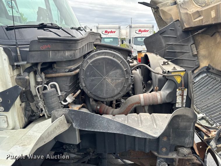 image for item EA2334 2009 International DuraStar 4300 box truck
