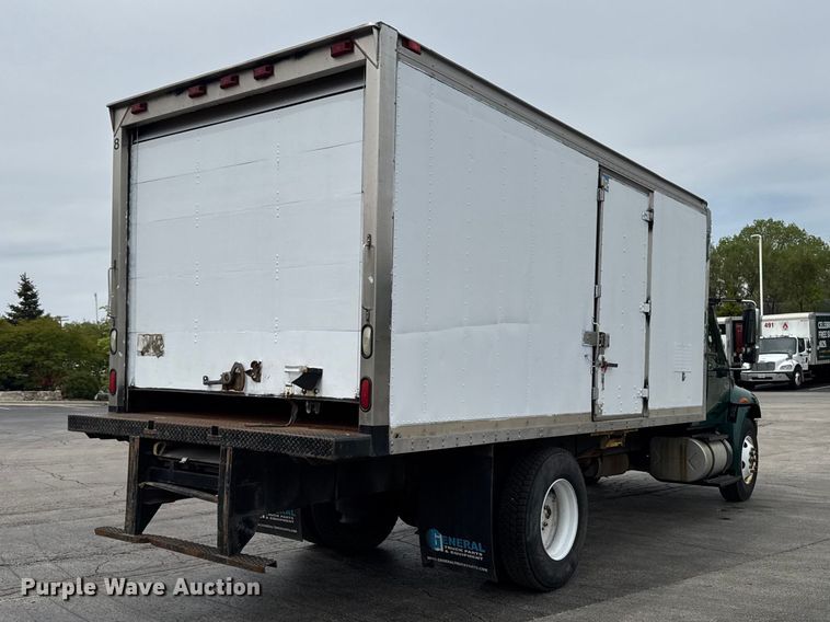 image for item EA2336 2006 International DuraStar 4300 box truck