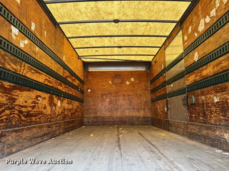 image for item EA2336 2006 International DuraStar 4300 box truck