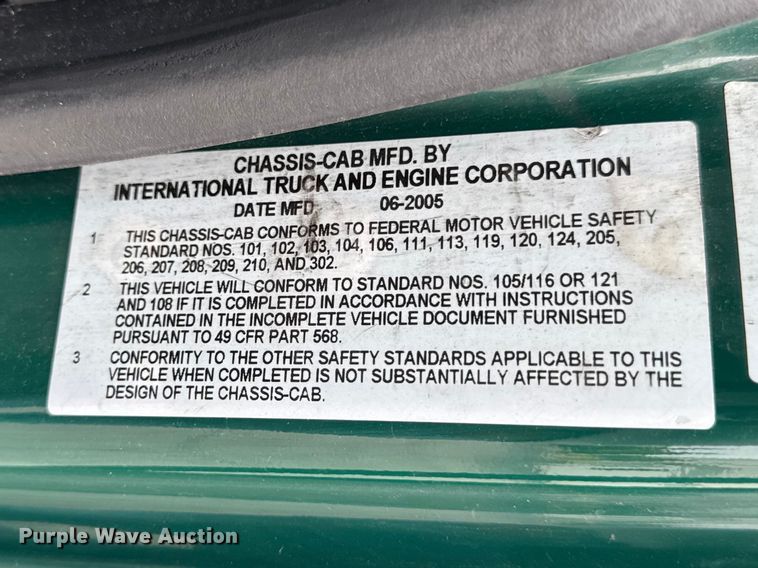 image for item EA2336 2006 International DuraStar 4300 box truck
