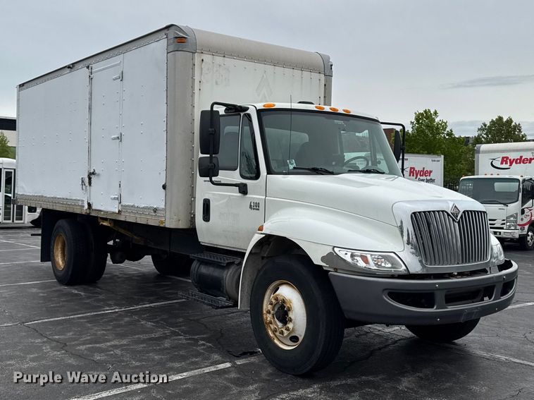 image for item EA2338 2007 International DuraStar 4300 box truck