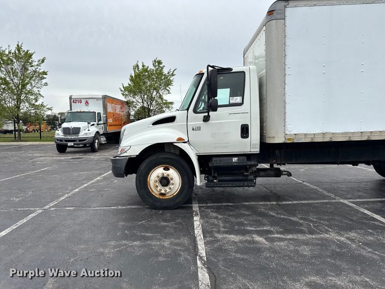 image for item EA2338 2007 International DuraStar 4300 box truck