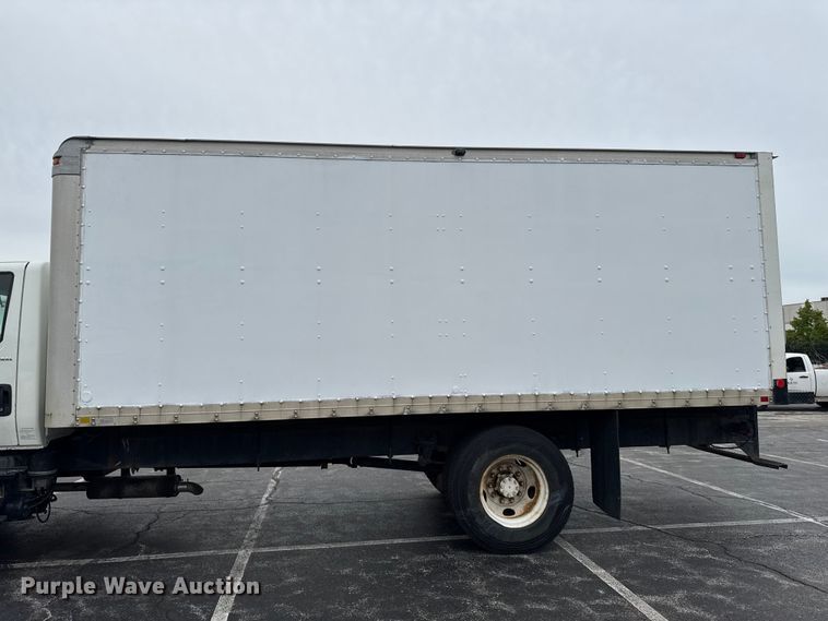 image for item EA2338 2007 International DuraStar 4300 box truck