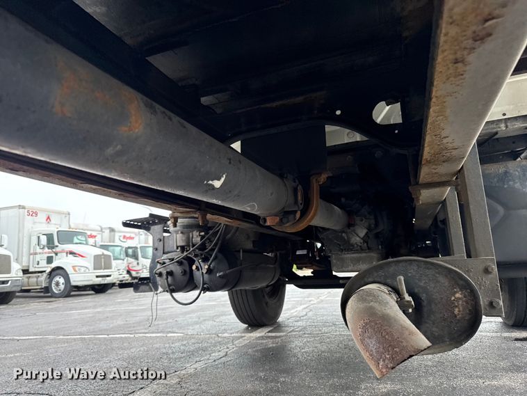 image for item EA2338 2007 International DuraStar 4300 box truck