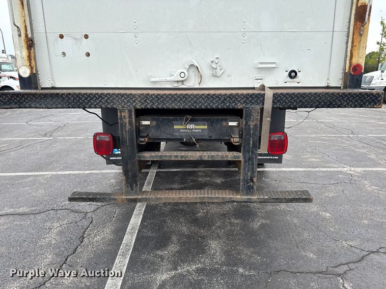image for item EA2338 2007 International DuraStar 4300 box truck