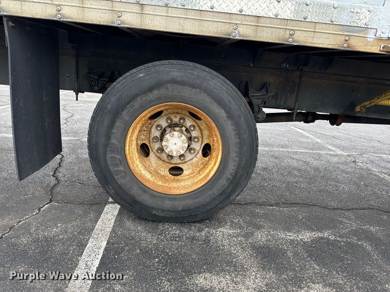 image for item EA2338 2007 International DuraStar 4300 box truck