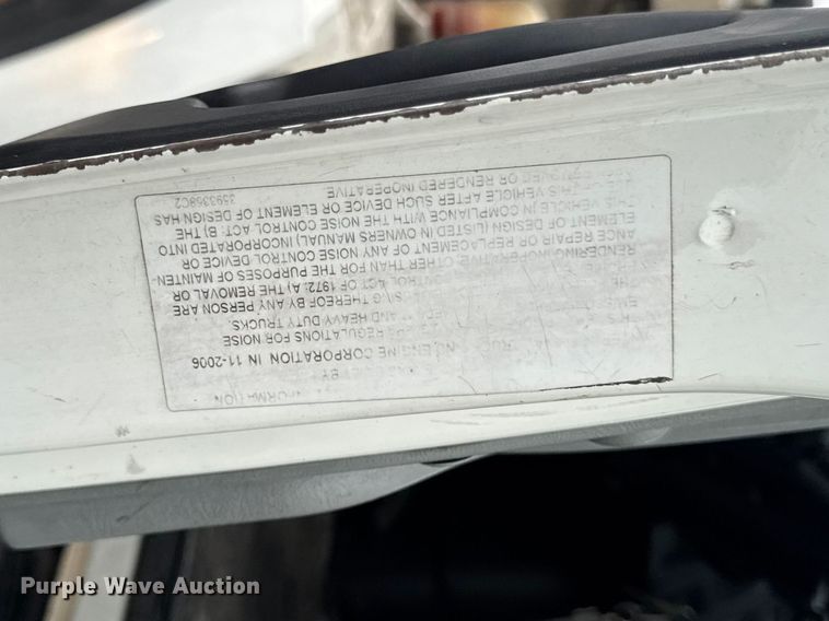 image for item EA2338 2007 International DuraStar 4300 box truck