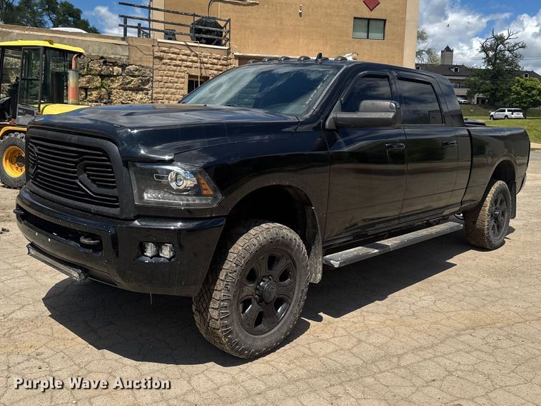 image for item EA2365 2014 RAM 2500 Crew Cab pickup truck