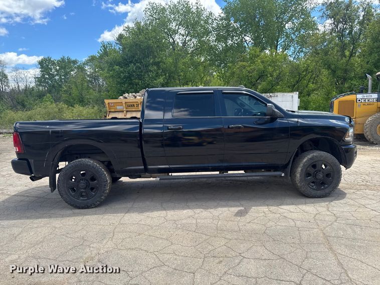 image for item EA2365 2014 RAM 2500 Crew Cab pickup truck