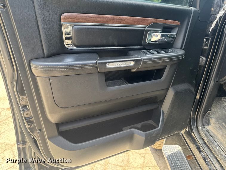 image for item EA2365 2014 RAM 2500 Crew Cab pickup truck