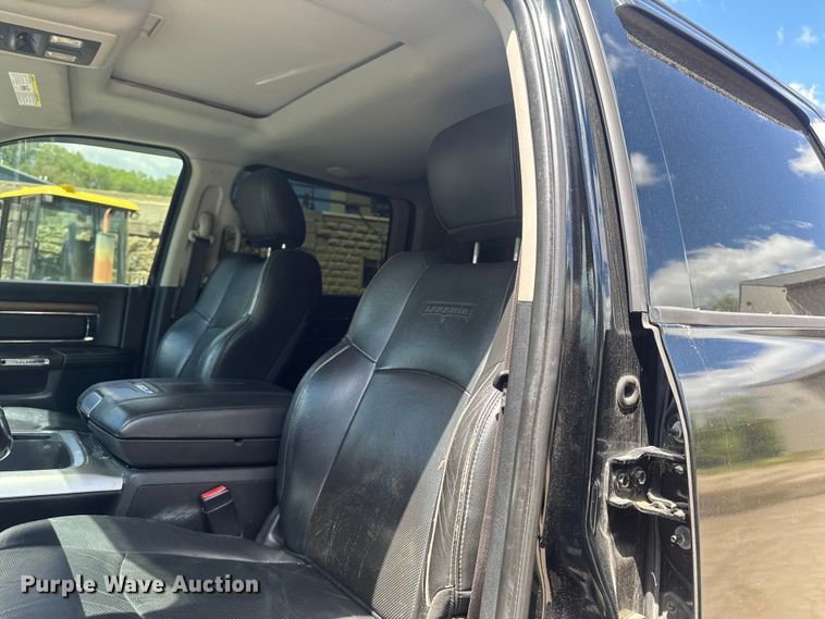 image for item EA2365 2014 RAM 2500 Crew Cab pickup truck