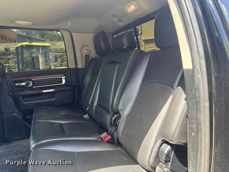 image for item EA2365 2014 RAM 2500 Crew Cab pickup truck