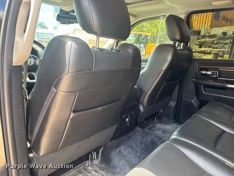 image for item EA2365 2014 RAM 2500 Crew Cab pickup truck