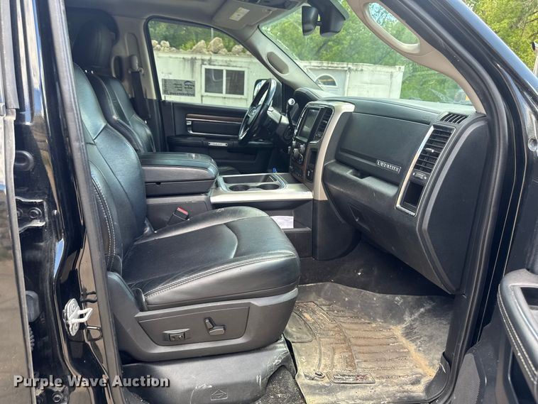 image for item EA2365 2014 RAM 2500 Crew Cab pickup truck