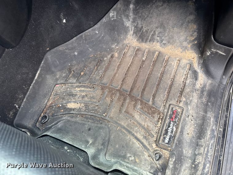 image for item EA2365 2014 RAM 2500 Crew Cab pickup truck